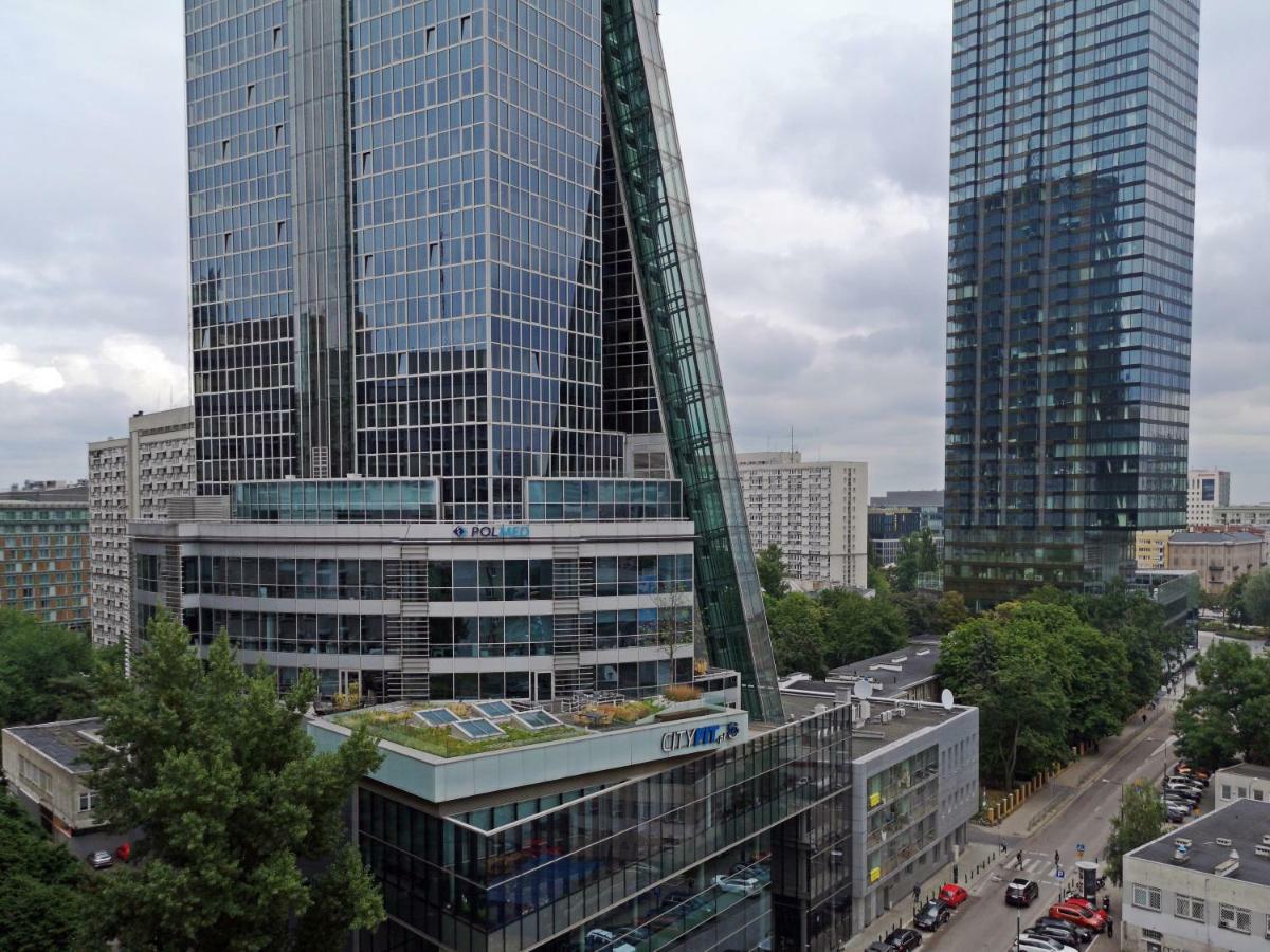 Apartment Onz Tower Warschau