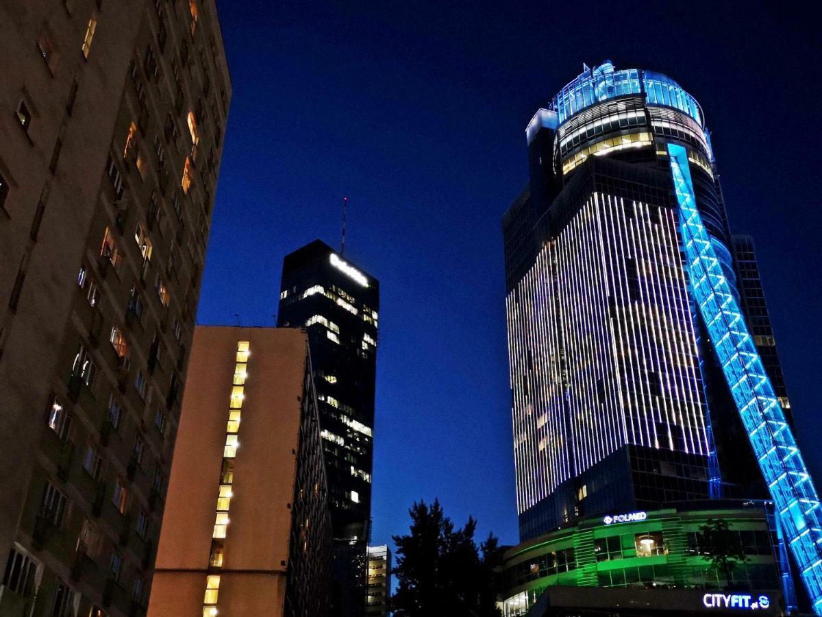 Onz Tower Apartment Warschau